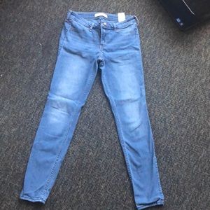 Hollister skinny jeans